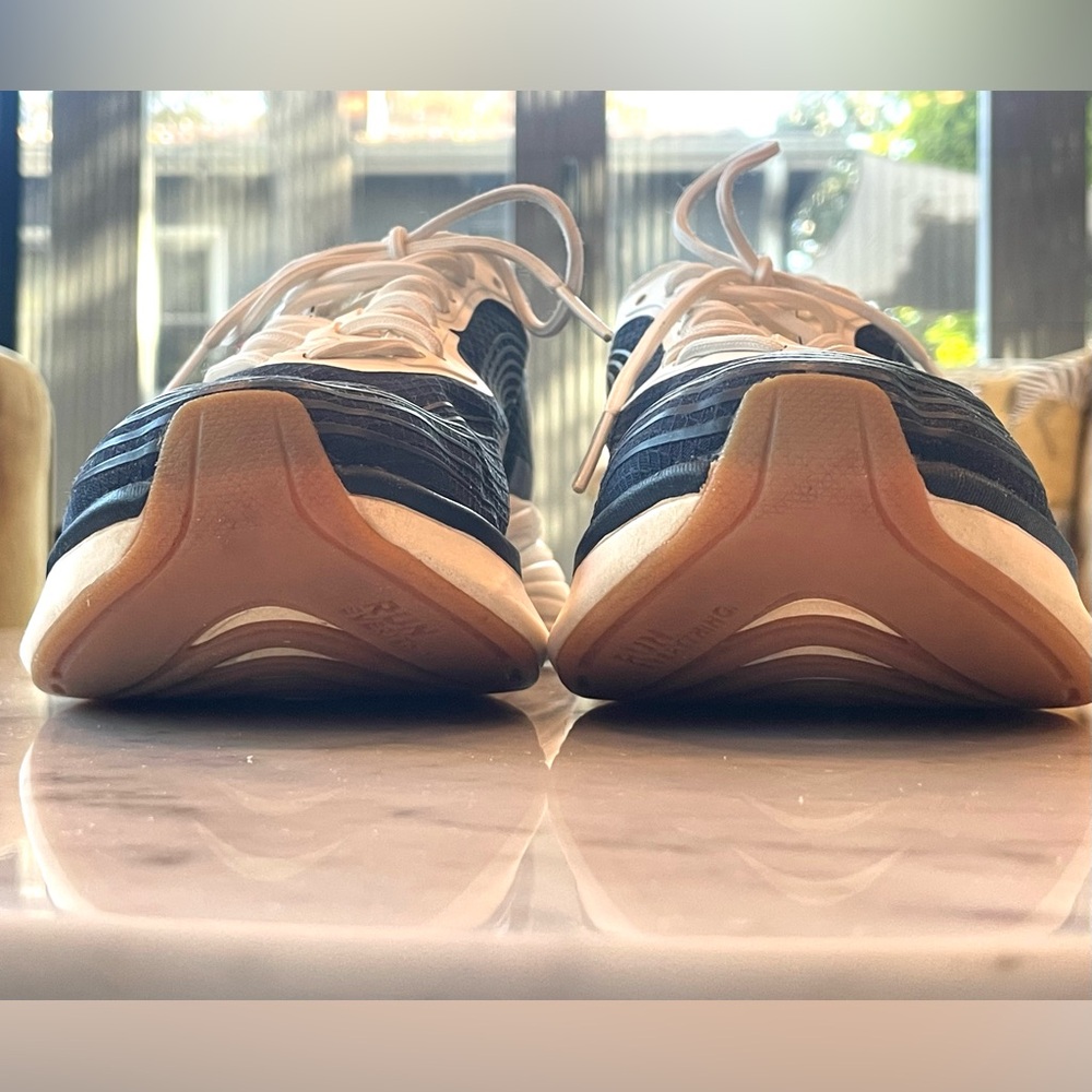 APL Athletic Propulsion Labs Streamline Running Shoe, navy/white, worn once, sz7 - Picture 7 of 16